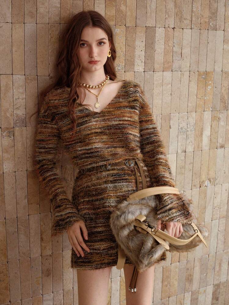 Raumfärbiges V-Ausschnitt Flügelärmel Flauschiger Strick Top