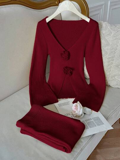 Modelyn 两件套纯色修身性感罗纹针织套装，花卉装饰紧身长裙和毛衣