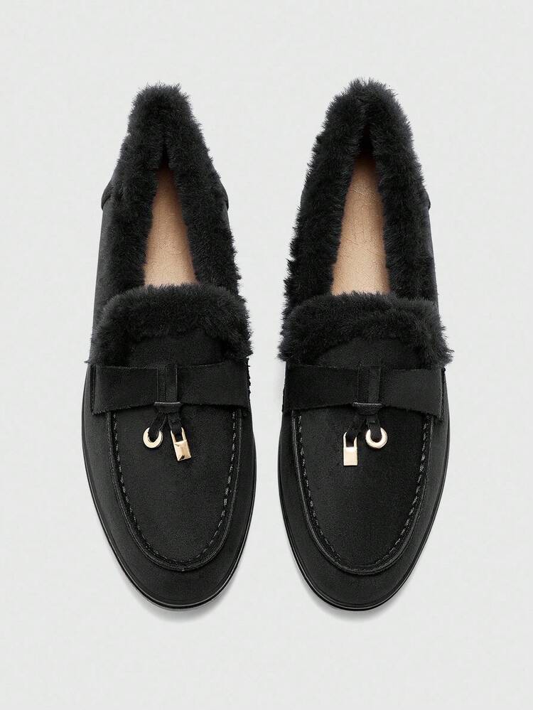 CUCCOO BIZCHIC Women's Casual Slip-On Flat Athletic Sneakers For Christmas