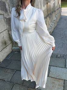 Jeta Ari 女士优雅蝴蝶结领褶皱连衣裙，适合新年夜长款女装 - 杏色 - 查看 3