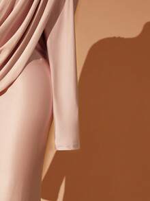 Rometta Plus Size Women Elegant Round Neck Banquet Draping Shoulder Formal Gown, Ruched Design Fitted Mermaid Dress - Pink - View 10