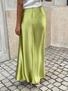 SHEIN Unity Women's Green Low-Waist Satin Mermaid Skirt, Versatile Fashion Staple, Suitable For Party, Date, Beach, Holiday, Sexy & Charming, Autumn, Back To School, Christmas - Green - View 2