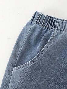 SHEIN ChillGRL 少女牛仔裤，复古个性牛仔裤，可爱红色前片搭配粉色花朵贴片，百搭蓝色休闲裤，女童阔腿牛仔裤，Y2K风格阔腿牛仔裤，中等水洗色，面料柔软舒适，适合秋冬季返校季，可爱舒适，适合日常出行、聚会和度假。 - 藍色 - 查看 4