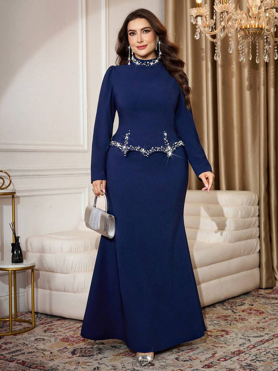 Modelyn Vestido elegante de manga larga, ajustado, con cuello de pie y decoración de strass, talla grande