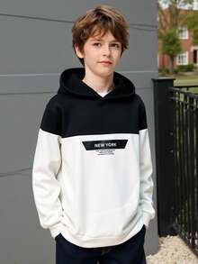 SHEIN 青少年男童休闲日常舒适电子游戏图案印花宽松套头卫衣，适合生日派对、晚宴、演出、婚礼、洗礼、开幕式等场合，日常穿着舒适，适合上学、旅行和运动，秋冬季节穿着舒适。 - 白色 - 查看 7