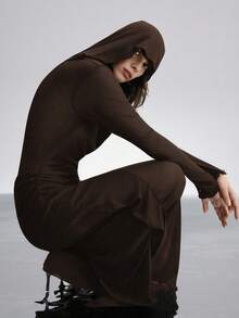 Airlisse 女士优雅U领连帽修身薄纱长袖连衣裙，适合派对穿着 - 棕色 - 查看 4