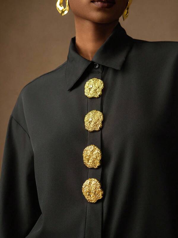 Vesra Camisa feminina de manga comprida com botões florais e cor sólida