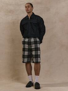 Musero 男士长款大格纹印花街头风针织短裤 春夏衣橱 - 藏蓝色 - 查看 1