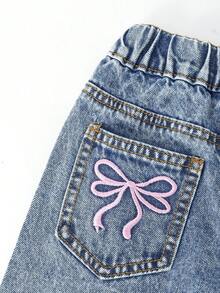 SHEIN Explorewe Young Girls Jeans, New Arrival, Medium Blue Denim, Casual Cute Style, Butterfly Embroidery + Distressed Detailing, Cute And Fashionable, Straight Leg, Comfortable Cotton Denim, Suitable For Daily Outings, School, Commute, Home, Parties, Autumn New Product - Medium Wash - View 3