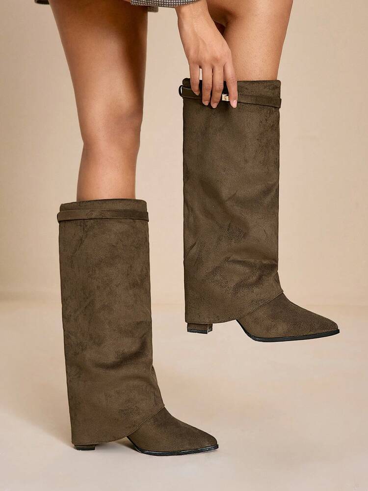 Daringsoles Giày bốt cao cổ mũi nhọn, đế dày, chất liệu da lộn, có tua rua, dáng ôm, dành cho nữ - Màu Khaki - Xem 4