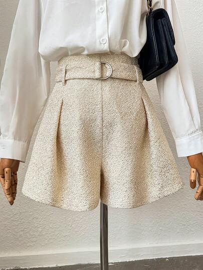 GlowEve Xyvia 女士优雅派对假日短裤，金属针织闪亮银色面料，亮片修身裤，配腰带，百搭休闲派对装，适合春、夏、秋、冬四季穿着。