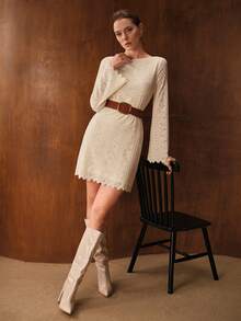 MOTF PREMIUM 船领蕾丝喇叭袖短款连衣裙