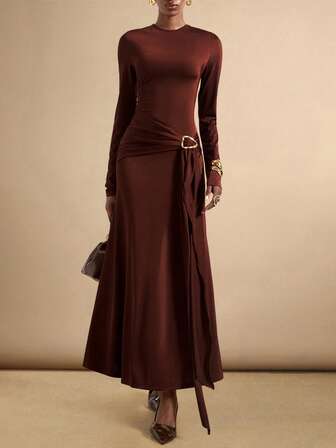 SHEIN Veneréa Elegant långklänning med metallspänne och åtsittande midja för kvinnor