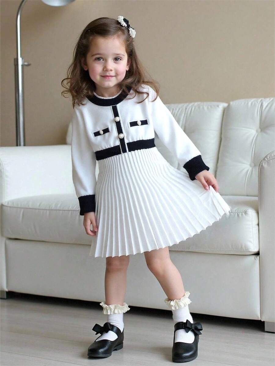 SHEIN Playful Pals 女童撞色滚边褶裥下摆毛衣连衣裙,学院风,秋冬季女童褶裥连衣裙,白色休闲连衣裙,春秋季女童连衣裙,女童毛衣连衣裙,女童连衣裙,女童褶裥裙连衣裙,女童毛衣连衣裙,女童服装,秋冬季服装,女童针织套装,秋冬季女童连衣裙,女童春秋季连衣裙,秋季连衣裙,长袖女童连衣裙,女童连衣裙,长袖连衣裙,正式套头衫,14岁女童褶裥裙套装,女童校服,女童春秋季连衣裙 - 白色 - 查看 1