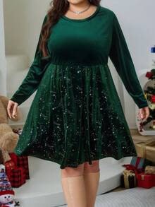SHEIN CURVE+ Plus Size Round Neck Long Sleeved Crystal Decoration Simple Short Casual Dress Plus Size Women's Autumn Dress, Christmas Dress, Party Dress - Dark Green - View 4