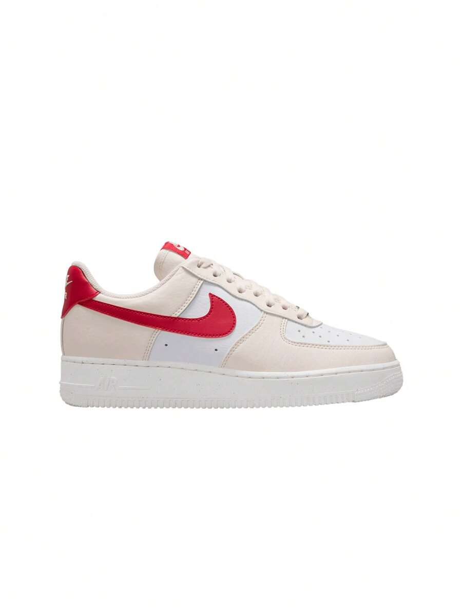 Nike Air Force 1 '07 Women's Sneakers Pale Ivory/White/Sail/University Red DC9486-109 - Avorio pallido/Bianco/Vela/Rosso universitario - Visualizzare 1