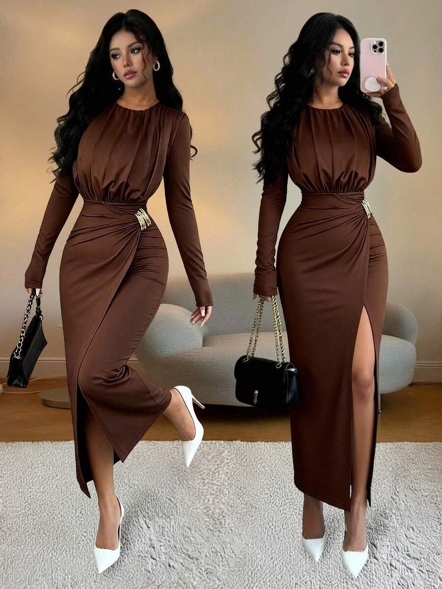 SHEIN Elenzya Rochie de damă tricotată, cu talie strânsă, cu decor metalic, mulată, elegantă, de zi cu zi, pentru naveta, stil francez, vintage, versatilă, pentru petreceri de Crăciun, de Anul Nou, pentru afaceri, maro, cu mânecă lungă, toamnă/iarnă - Maro - Vizualizare 1