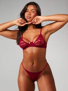 MISSGUIDED Lace Bralette With Cut Out Strappy Details For Intimate Occasions - Burgundy - View 1