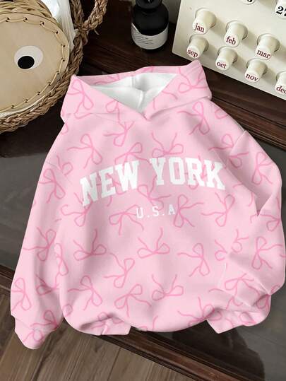 SHEIN Leap Crew Áo nỉ dài tay dáng rộng, chất liệu dày dặn, in hình nơ hồng dễ thương kiểu dáng vũ công ba lê, phong cách Y2K, dành cho nữ tuổi teen, New York, Mỹ, thích hợp cho mùa thu/đông, tiệc Giáng sinh, thời trang đường phố và mặc ở nhà.