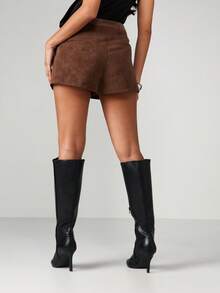 MISSGUIDED High Rise Suede Tailored Shorts With Cuffed Hem Detail For Fall Winter - Coffee Brown - View 2
