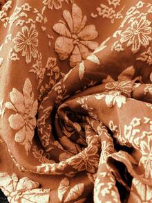 SHEIN Unity Kemeja Wanita Lengan Panjang Berkerah Bahan Jacquard Cokelat Karat Kasual untuk Perjalanan Sehari-hari Modis Elegan Bergaya Retro - Rust Brown - View 6