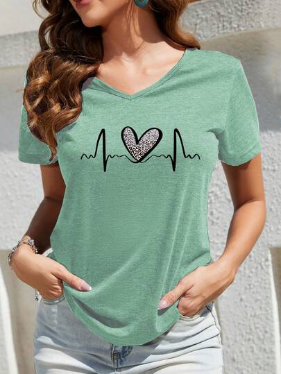 EMERY ROSE Women's Heart & Leopard Print V-Neck Short Sleeve T-Shirt