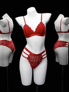 Seduluxe مجموعة ملابس داخلية نسائية مثيرة من الدانتيل بتصميم قلب، مريحة، مناسبة لعيد الميلاد، قطعتان - الأحمر - مشاهدة 1