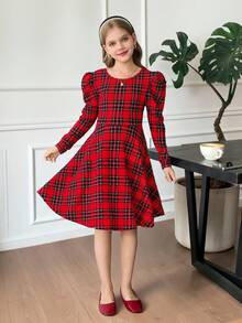 SHEIN Serisse Kids Tween Girls Cute Elegant Back 3D Bow Decoration Dress, Casual Simple Elegant Red Plaid Dress, , Birthday Dress, Princess Dress, Tween Girls Christmas Dress, Teen Clothing, College Dress,Bow Dress, Long-Sleeved Dress, Winter Dress - Red - View 7