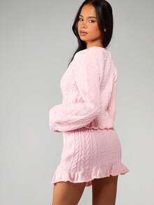 MISSGUIDED 情人节冬季舒适针织套装：心形针织长袖套头衫和荷叶边迷你裙 - 粉色 - 查看 2