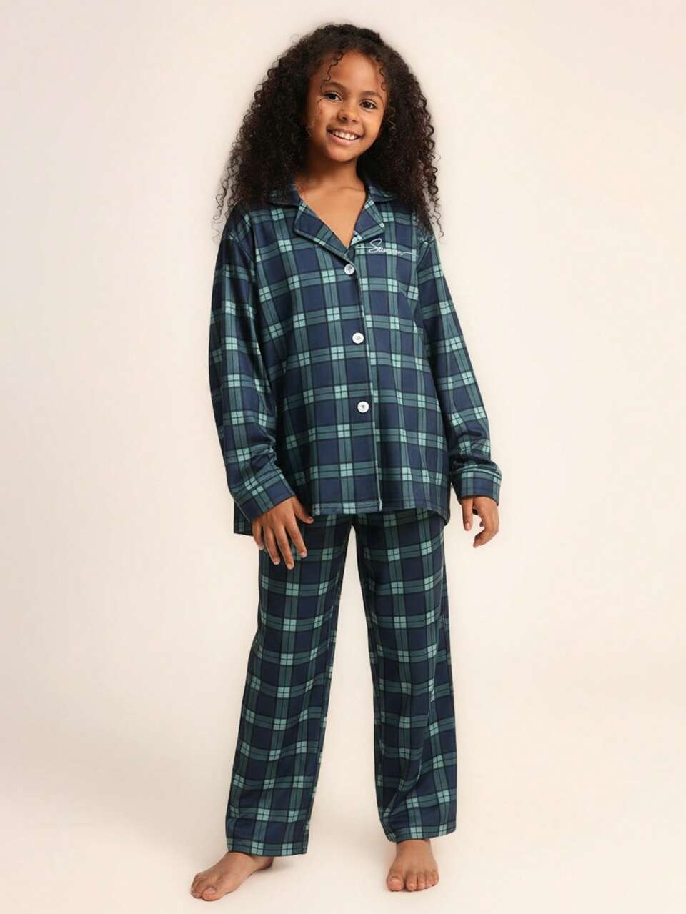 Conjunto de pijama a cuadros con botones