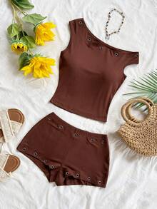 SHEIN x Eduarda Gutierrez Soleia 女士春夏度假两件套：红白条纹针织不对称露肩短款上衣和超低腰紧身短裤，适合派对、圣诞节、情人节、约会、海滩、邮轮、嘉年华、复活节、中国新年等场合。 - 棕色 - 查看 3