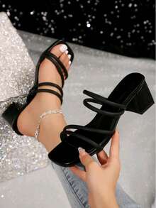 GAN AI Women Pumps - Black - View 2