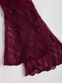 Sweetra 优雅法式秋季新款丝绒撞色蕾丝红色情人节系列连衣裙，性感派对独特设计长袖迷你连衣裙，女士 - 酒紅色 - 查看 3