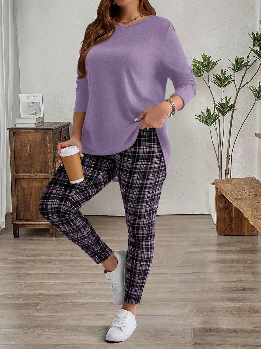 EMERY ROSE 大码女式冬季长袖T恤搭配格子打底裤套装，前短后长下摆，适合冬季、秋冬季穿着，两件套家居服，大码女装套装，外出服，2025新款，简约时尚，日常穿着，大码冬季服装，得体打底裤套装，舒适两件套，女士得体套装，舒适透气，适合圣诞节、新年、感恩节等节日穿着，女士家居服套装，女士睡衣 - 紫色 - 查看 1