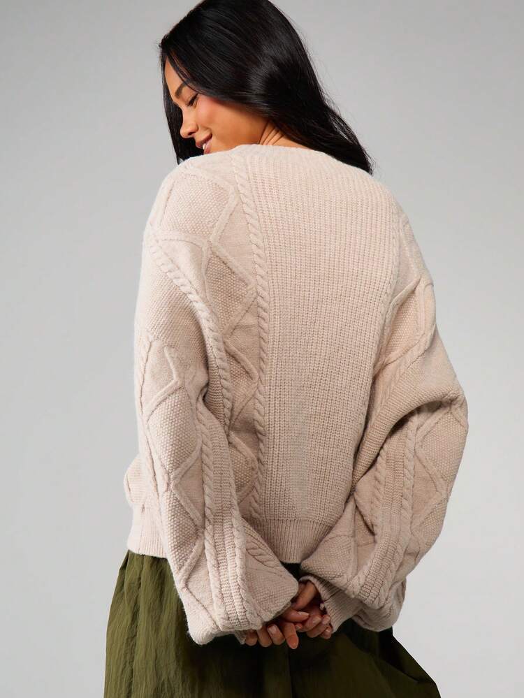 MISSGUIDED Cable Knit Button Front Cardigan With Long Sleeves And V Neckline For Fall Winter Layering