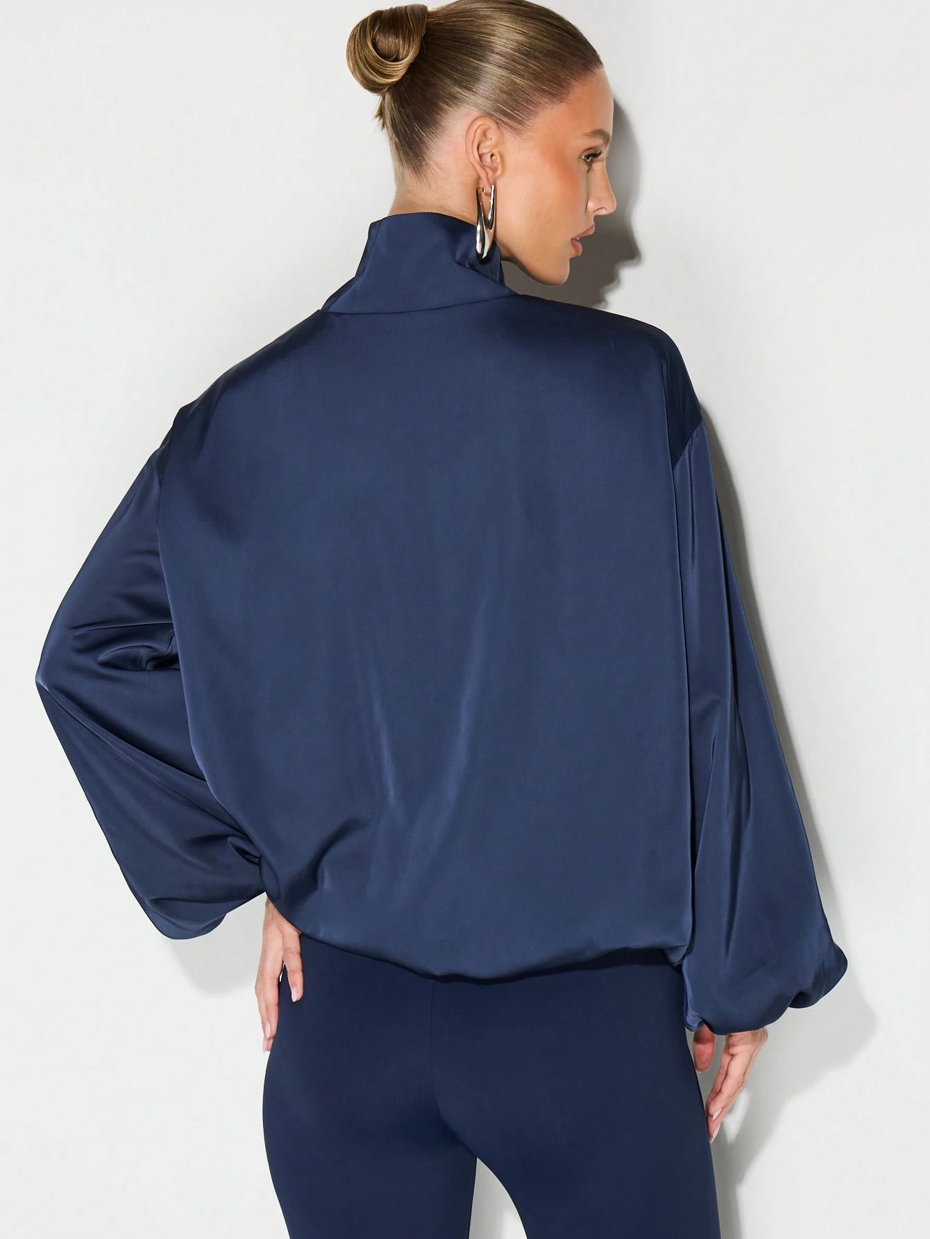 KIZN Kurtka satynowa z zamkiem błyskawicznym 1/4 i stójką