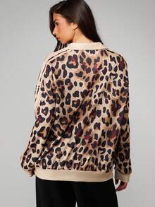 Missguided x Playboy Leopard Print Oversized Sweatshirt With Varsity Number 53 Graphic Long Sleeve Pullover Top - Multicolor - View 2