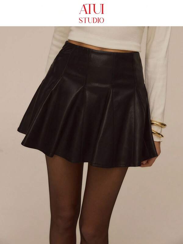 ATUI Studio Damen A-Linien Plissee PU Leder Mini Rock, Hohe Taille Lässig Minimalistischer Urbaner Stil Rock