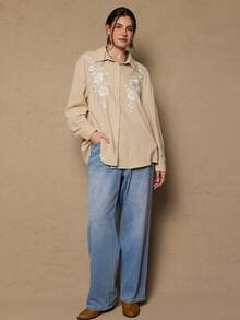 SHEIN VCAY Camisa vintage plus size com ombros caídos em cores contrastantes, manga longa e botões frontais. - Damasco - Ver 4