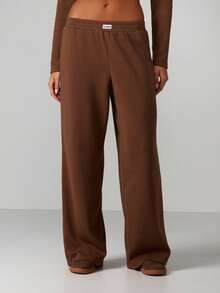 Missguided x Playboy Christmas V-Neck Ribbed Cropped Sweatshirt With Wide Leg Pants Set - Mocha Brown - View 6