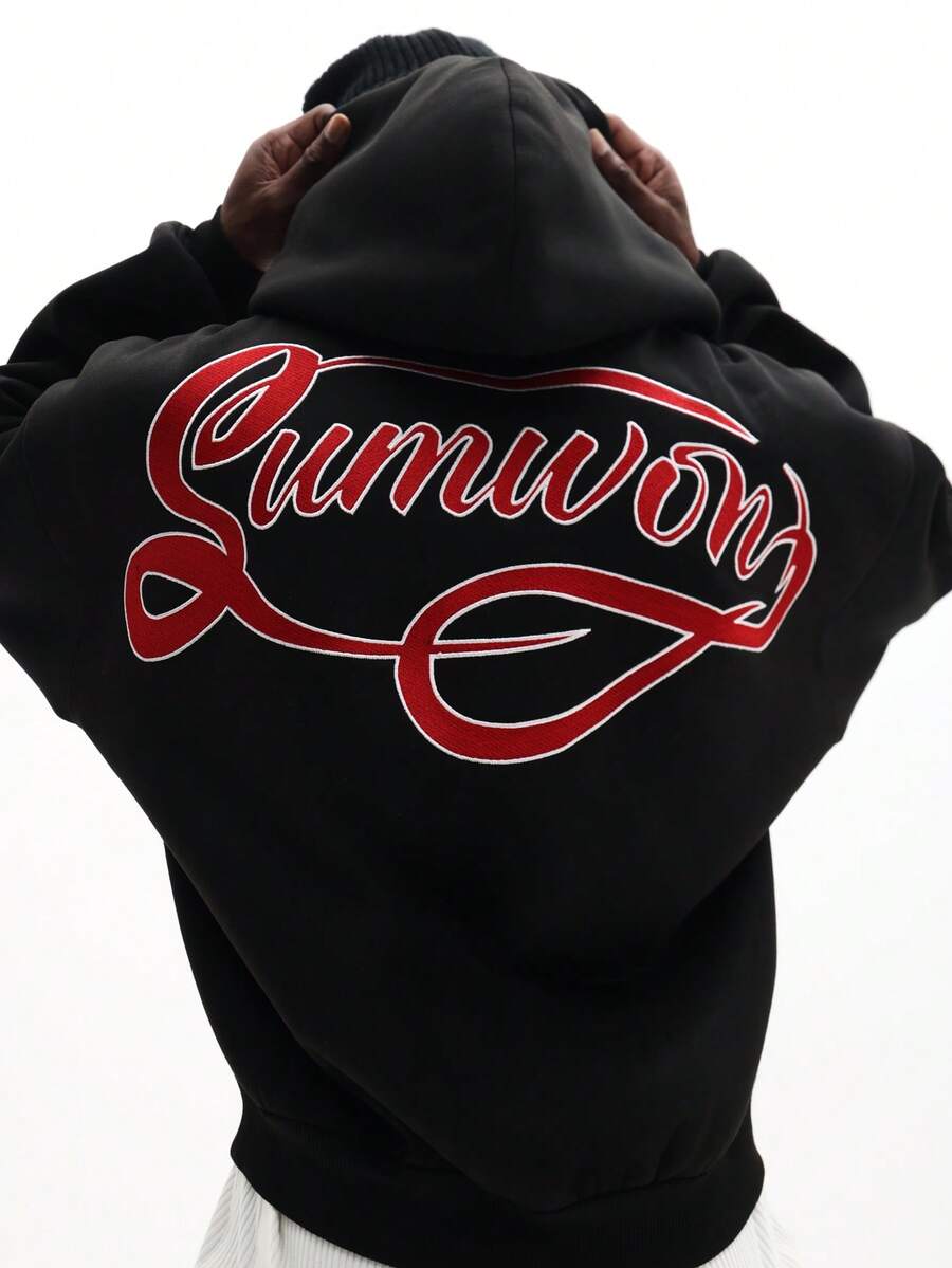 SUMWON 常规款套头连帽衫，带抽绳和字母Logo设计，休闲街头风，秋冬季衣橱必备单品 - 黑色 - 查看 1