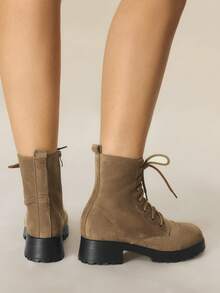 Styleloop Giày bốt cổ ngắn buộc dây đế dày thời trang nữ, bốt Chelsea cổ điển có khóa kéo bên hông và gót chunky, phù hợp cho Giáng sinh, Halloween, lễ hội âm nhạc, phong cách boho mùa thu. - màu nâu - Xem 6