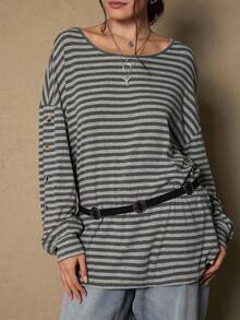 SHEIN VCAY Atasan Wanita Ukuran Besar Kasual & Pakaian Rumahan dengan Detail Kancing Lembut dan Longgar, Motif Garis Abu-abu, Atasan Serbaguna - Grey - View 1