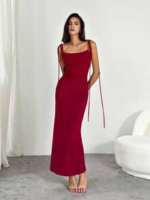 SHEIN Tall Váy đuôi cá hở lưng gợi cảm, cổ yếm, viền đuôi cá, thanh lịch cho ngày lễ tình nhân, tiệc cocktail, buổi hẹn hò lãng mạn, váy lưới đan, tiệc tùng, tụ họp trang trọng, váy phù dâu, đi chơi đêm, Halloween, Giáng sinh, váy dài, phù hợp cho mùa xuân/hè và mùa thu/đông - Màu Đỏ Sâu - Xem 3