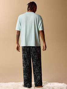 SpongeBob SquarePants | SHEIN Men Comfortable Cartoon Graphic Top & Pants Loungewear Set - Mint Blue - View 2