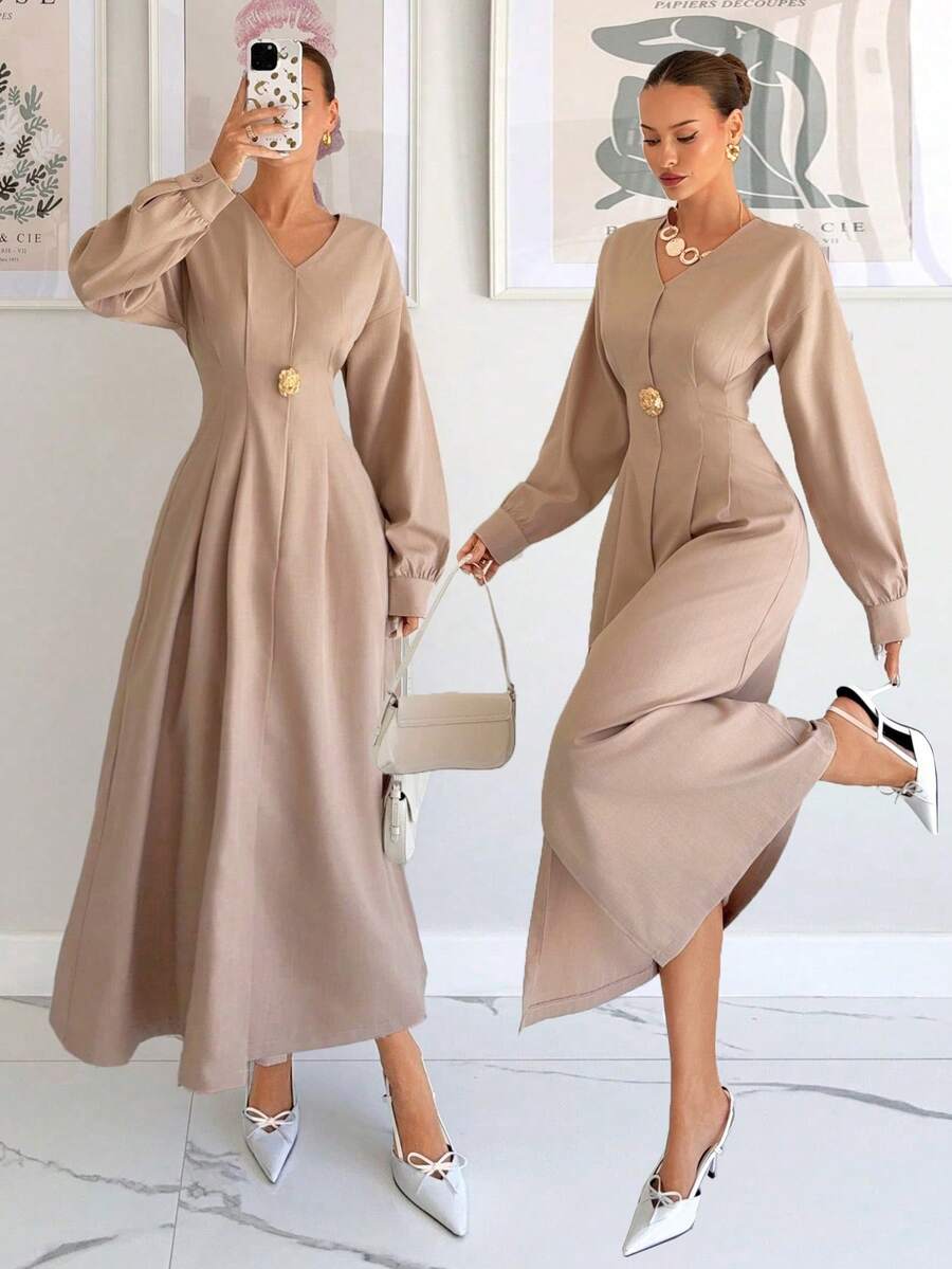 Siren Gaze Đầm Maxi dài tay cổ chữ V hở vai thanh lịch cho nữ với họa tiết hoa 3D kim loại ở eo - Màu be - Xem 1