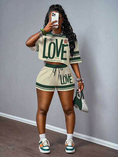 Slaydiva Women's Casual Colorblock Numeric Print Short Sleeve Top And Shorts Set/ Summer/Fall Clothes For Women/Y2k Clothes/Going Out Outfit/Back To School/Loungewear/2 Pieces Set Women/"Love" Letter Graphic