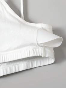 SHEIN 3pcs Tween Girls' Minimalist Comfortable Solid Color V-Neck Padded Camisole Bras Set