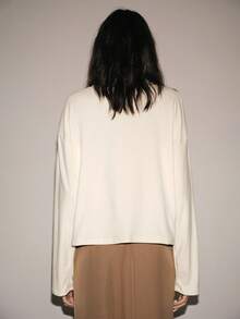 Lumivelle 女士休闲宽松高领长袖卫衣 - 杏色 - 查看 2