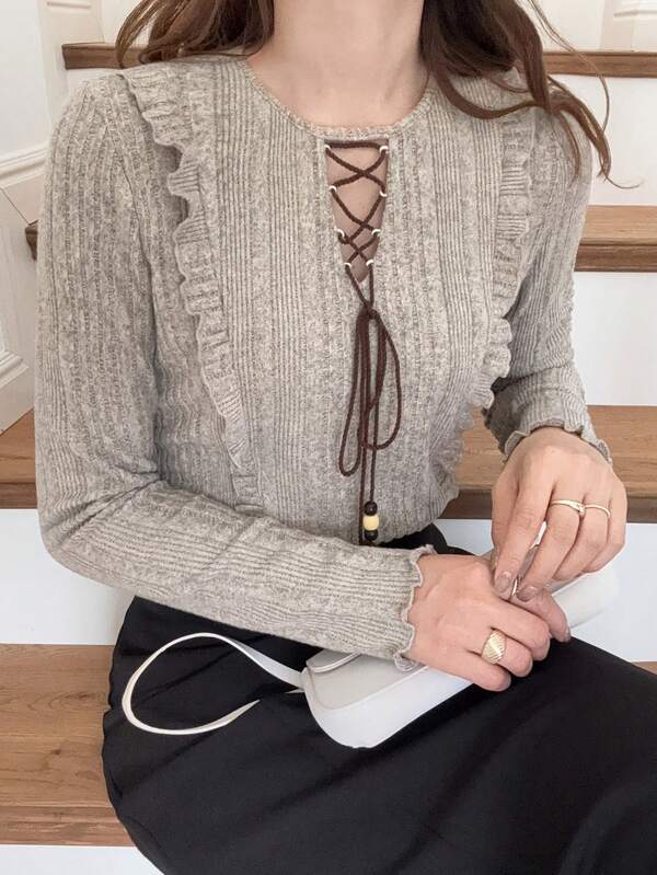 FRIFUL Camiseta feminina casual de manga comprida com barra em formato de alface e fechamento por cadarço.